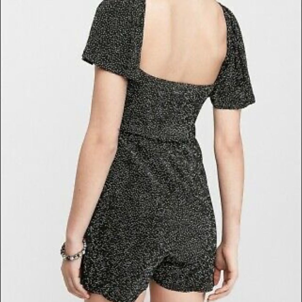 ✨Express Pleated Wrap Front Romper✨ - Picture 2 of 5